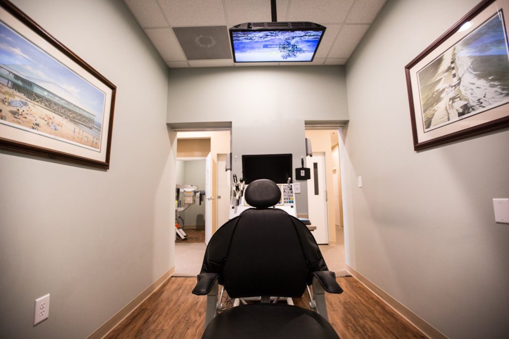 dental chair and x-ray area at Stono Dental Care